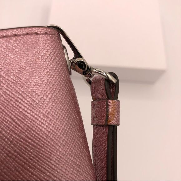 Henri Bendel West 57th Wristlet Wallet Metallic Pink Leather Wrist Strap - Picture 10 of 14